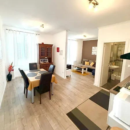 Casa Toni Appartement *